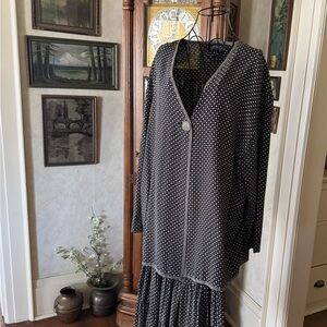 Karen Kane Black and White dressy cover up and flowy skirt